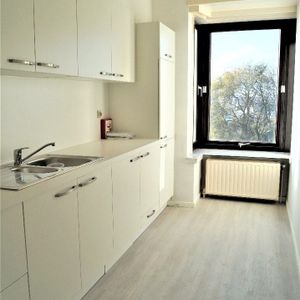 Appartement te huur in Oostende voor € 800 met 2 slaapkamers - Foto 2