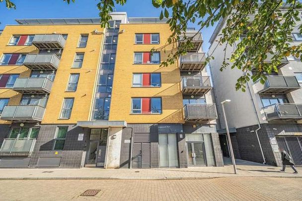 Tarves Way, Greenwich, SE10 - Photo 1