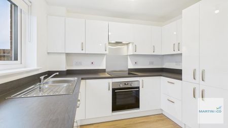 3 bedroom semi-detached house to rent - Photo 2