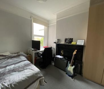 7 bedroom semi-detached house to rent - Photo 2