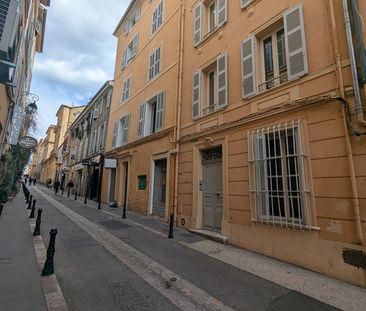 AIX EN PROVENCE CENTRE-VILLE APPARTEMENT 1 PIECE MEUBLE, - Photo 4