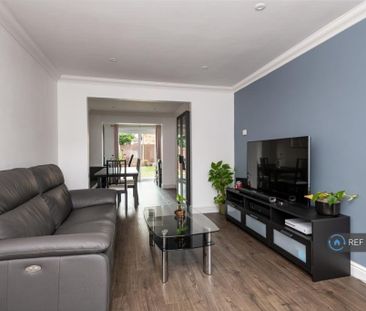 3 bedroom terraced house to rent - Photo 1
