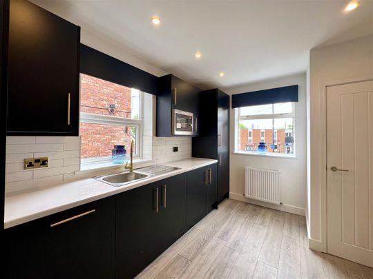 Simonside Terrace, Newcastle Upon Tyne - Photo 1