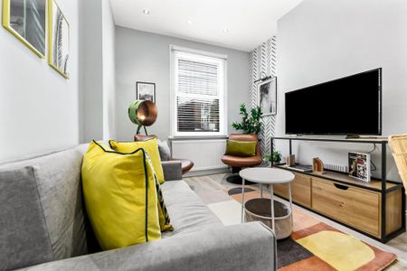 1 bedroom serviced apartment to rent - Photo 3