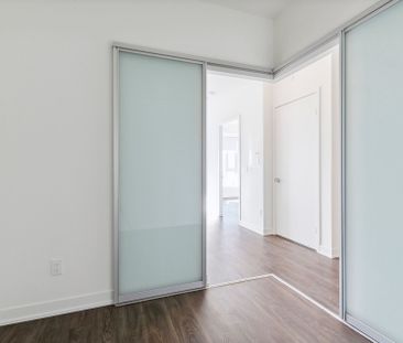 For Lease - 2 David Eyer Road Unit# 931, Richmond Hill, Ontario - Photo 6