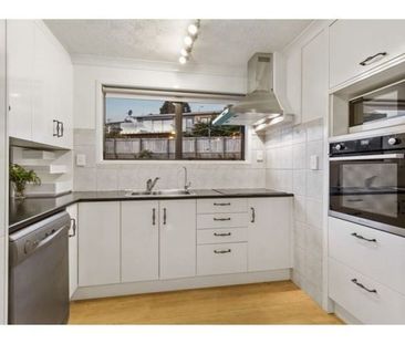 Masterbedroom - Panoramic Sea Views - Photo 3