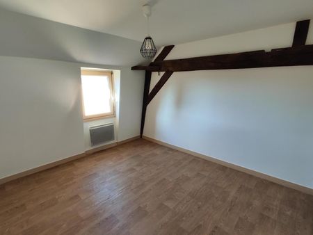 Location Appartement 4 pièces 75m² POITIERS 86000 - Photo 4