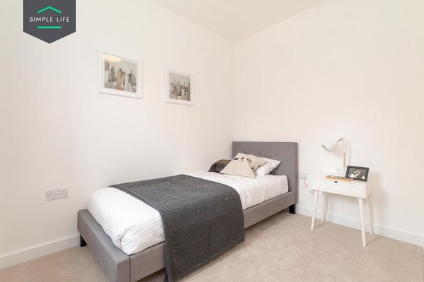4 bedroom terraced house to rent - Photo 1