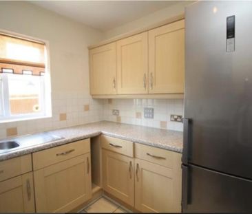 3 bedroom end of terrace house to rent - Photo 6