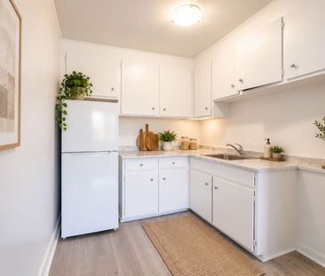 For Lease - 1201 Cedar Street Unit# 5, Oshawa, Ontario - Photo 3
