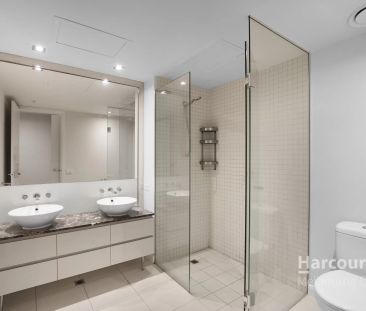 Move in to Metropolis! - Photo 6