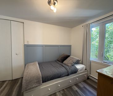 Vieux Sainte-Rose : Superbe appartement 3 chambres entièrement meub... - Photo 3