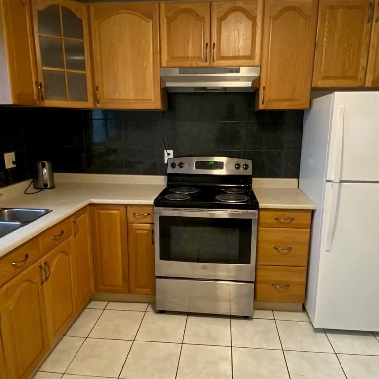 For Lease - 11 Parkdale Avenue Unit# Main, Hamilton, Ontario - Photo 1