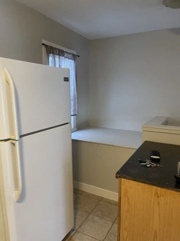 2070 Broder Street — 1 Bedroom - Photo 3