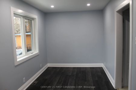 745 LEROY Avenue #Upper - Photo 4