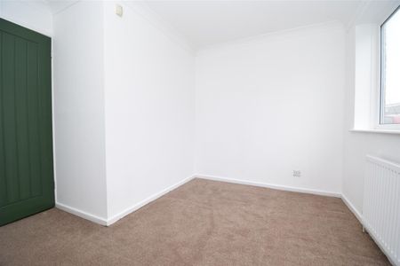 Gainsborough Way, Stanley, Wakefield - Photo 3