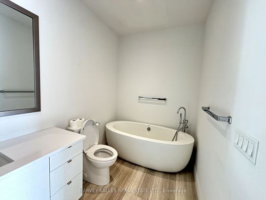 For Lease - 825 Church Street Unit# PH201, Toronto, Ontario - Photo 1