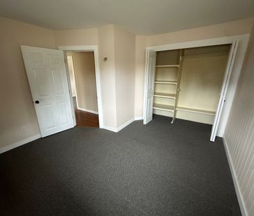 Small rancher (campbell river) - Photo 1