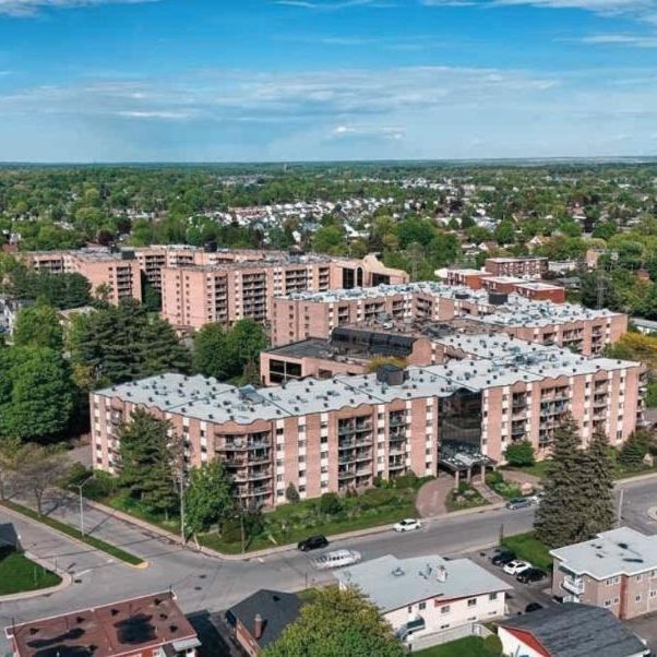 4 1/2 - Saint-Jérôme - 1 700 $/mois - Photo 1