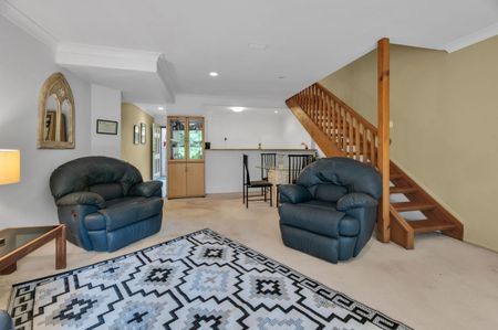 2/130 Plateau Crescent, Carrara QLD 4211 - Townhouse For Rent | Domain - Photo 3