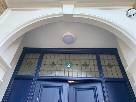 2 Bed Flat, Woodberry Grove, N4 - Photo 4