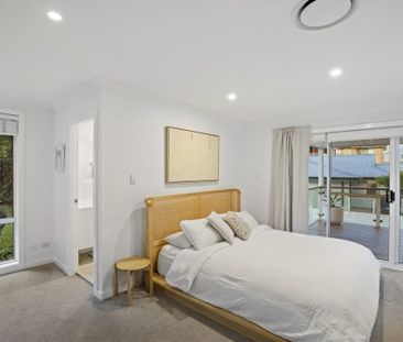 POTENTIAL DUAL LIVING! - ACCESS OFF ROMA CLOSE - Photo 6