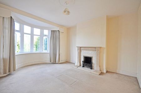 Western Avenue, Newport - Photo 2