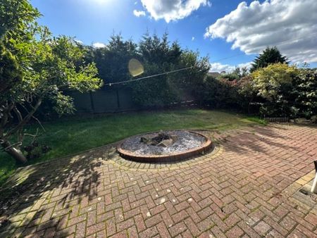 3 bedroom semi-detached house to rent - Photo 5