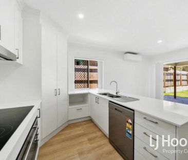 MALLEE POCKET LOCATION - TWO LIVING ZONES - GREAT SIZE YARD - Photo 5