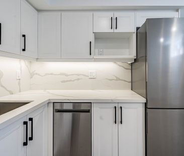 For Lease - 6 Greyton Crescent Unit# Lower, Toronto, Ontario - Photo 2