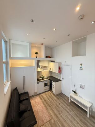 Studio Flat, High Road Leytonstone, E15 - Photo 1