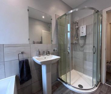 2 bedroom terraced house to rent - Photo 3