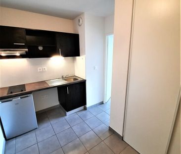 Location Appartement 1 pièce 29m² LAUNAGUET 31140 - Photo 3