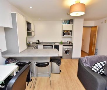Apt 3, 104 Eglantine Avenue, Belfast, BT9 6EU - Photo 4