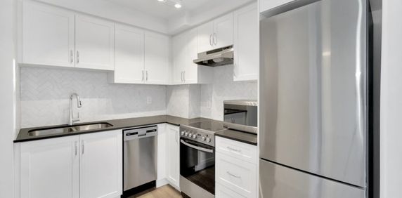 Tamarac Apartments - Photo 2