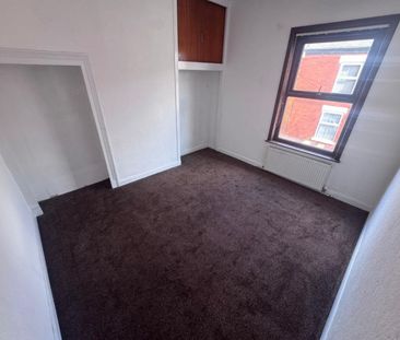 Lowndes Street, Preston - Photo 3