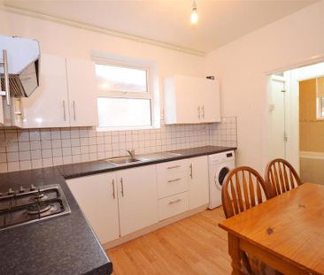 1 bedroom flat to rent - Photo 6