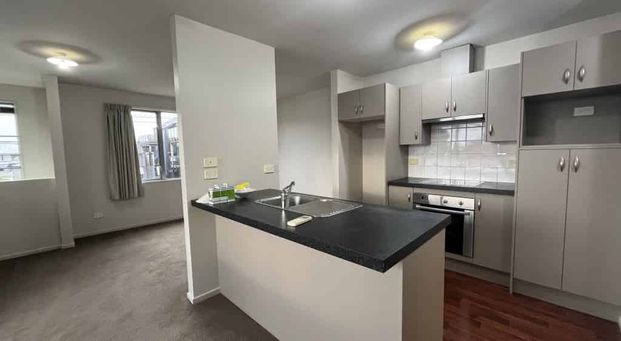 Addington, 3 bedrooms - Photo 1