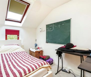 2 bedroom semi-detached house to rent - Photo 4