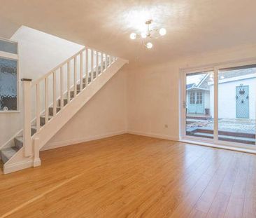 Annesley Road, Newport Pagnell, Buckinghamshire, MK16 - Photo 1