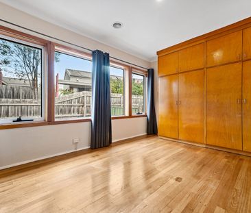 **REGISTER TO INSPECT VIA REALESTATE.COM.AU LINK & PHOTO ID MUST BE... - Photo 3