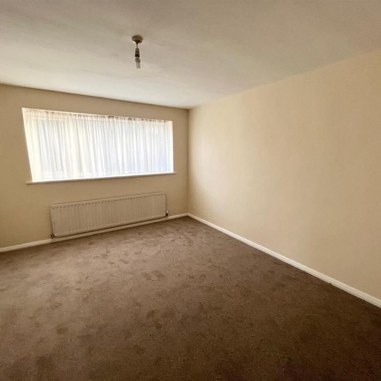 2 bedroom maisonette to rent - Photo 1