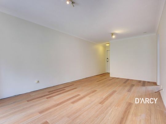 4/5 GRAMERE AV - Photo 1