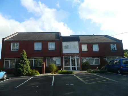 2 bedroom apartment to rent - Photo 5