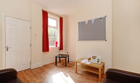 Great 3 bedroom property with 2 bathrooms - Photo 4