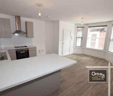 |ref: |, College Place, Southampton, SO15 - Photo 2