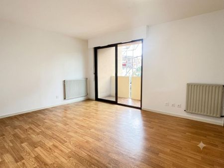 Location Appartement 1 pièce 25m² MONT DE MARSAN 40000 - Photo 3