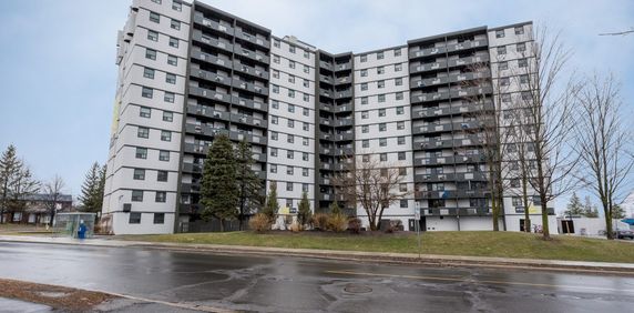 Royalton Place - Photo 2