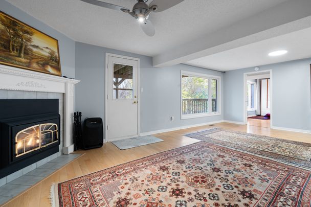 For Lease - 83 Garden Street Unit# Main, Whitby, Ontario - Photo 1