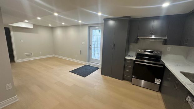 For Lease - 3136 Morning Glory Mews, Mississauga, Ontario - Photo 1